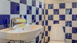 Bathroom - Spacious Holiday Home in Bornholm near Beachfront (Allinge)