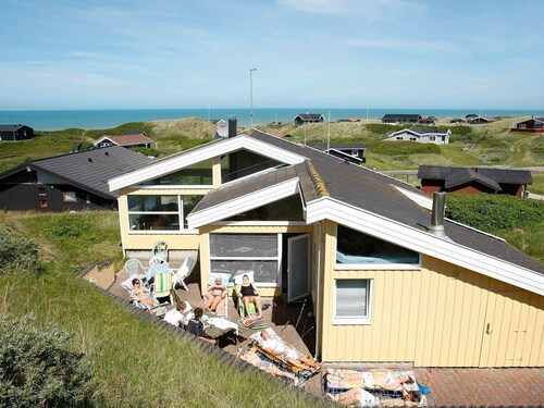Seerene Holiday Home With Sauna at Lønstrup