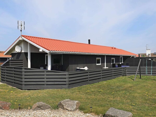House | Exterior
