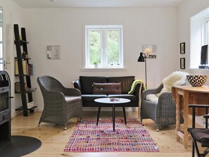 House | Interior - Delicate Holiday Home in Harboøre near Sea (Harboore)