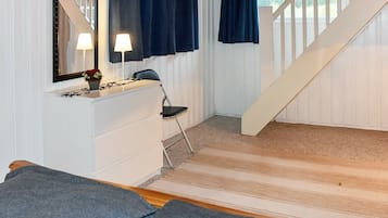 2 bedrooms, individually furnished