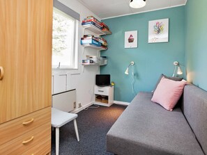2 bedrooms, cribs/infant beds, internet - Cozy Holiday Home in Nykøbing Sjælland near Sea (Nykobing Sjaelland)