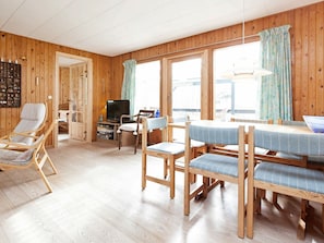 Dining - Spacious Holiday Home in Gorlev With Terrace (Gørlev)