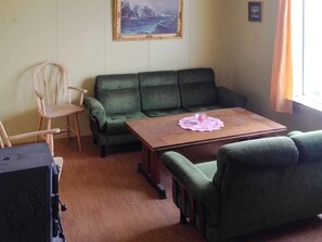 House | Living area - 7 Person Holiday Home in Breivikbotn (Hasvik)