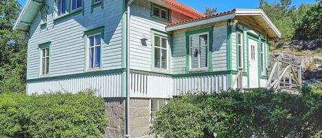 House | Exterior