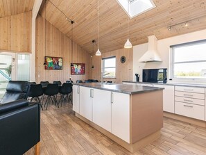 House | Interior - 5 Star Holiday Home in Lokken (Lokken)