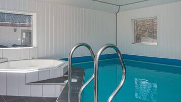 Ferienhaus | Pool | Innenpool, Außenpool