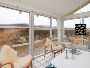 House | Dining