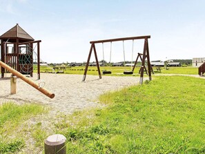 House | Children's area - 5 Star Holiday Home in Brovst (Brovst)