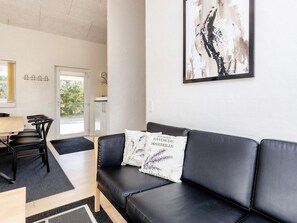 Living area - 5 Star Holiday Home in Brovst (Brovst)