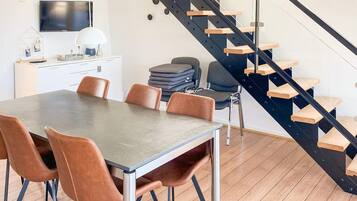 House | Dining