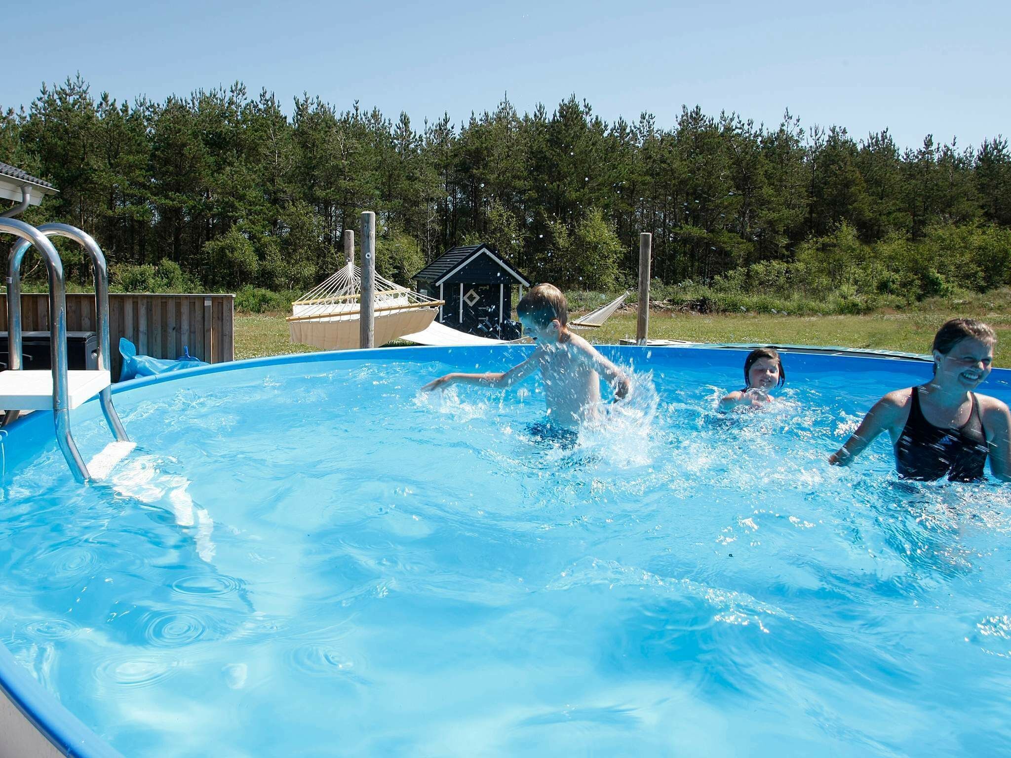 Utomhuspool