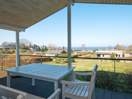 6 Person Holiday Home in Allingabro-by Traum