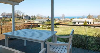 6 Person Holiday Home in Allingabro-by Traum