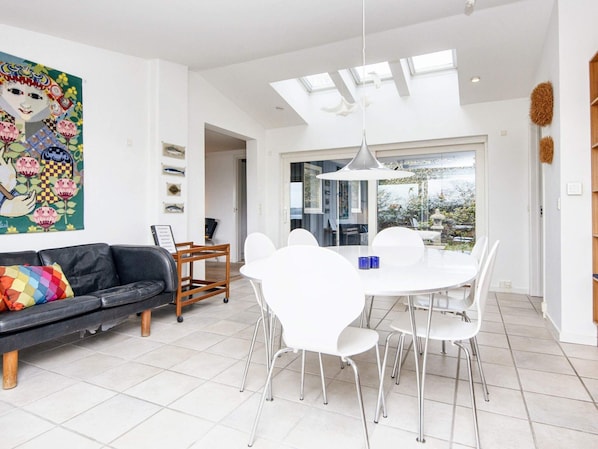 House | Dining