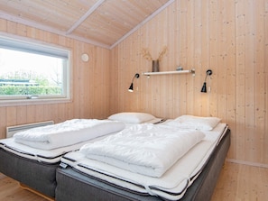 3 bedrooms - 6 Person Holiday Home in Hemmet (Hemmet)