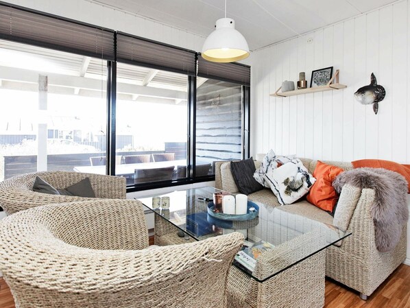 Reproductor de DVD, estación para reproductor de MP3