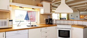 8 Person Holiday Home in Sjolund-by Traum