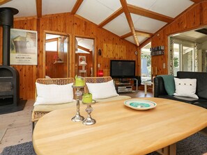 Dining - Captivating Holiday Home in Stege With Terrace (Stege)