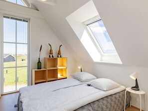 3 bedrooms