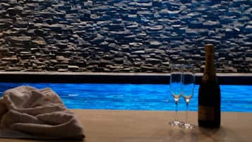 House | Pool | Indoor pool, outdoor pool