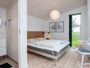 3 bedrooms, cots/infant beds - 6 Person Holiday Home in Haderslev (Haderslev)