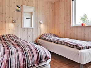 Interior - Pet Friendly Holiday Home in Bogense with Hot Tub (Bogense)