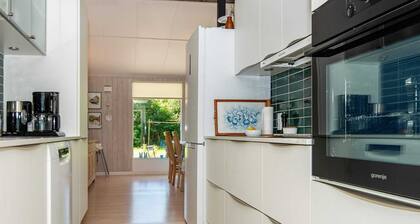6 Person Holiday Home in Glesborg-by Traum