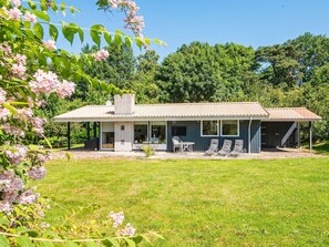 House | Exterior - 6 Person Holiday Home in Glesborg-by Traum (Glesborg)