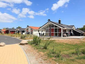 House | Bahagian luar