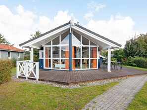 Unclassified image, 5 of 37, button - Holiday Home in GrÃ¶mmitz (Groemitz)