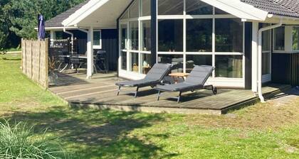 Cozy Holiday Home in Falster near Sea