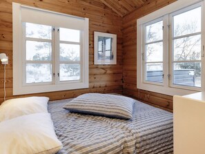 House - 6 Person Holiday Home in Albaek (Aalbaek)