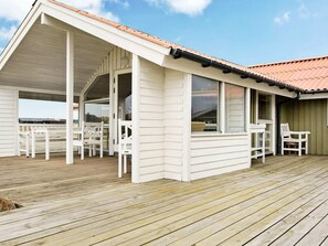 الإطلالة من المنشأة