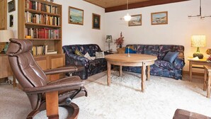 Living room - Attractive Holiday Home in Rødby With Terrace (Rodby)
