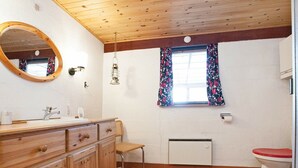 Bathroom - Attractive Holiday Home in Rødby With Terrace (Rodby)