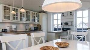 Uklassifisert bilde, 2 av 49, knapp