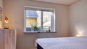 2 bedrooms, cribs/infant beds - Elegant Holiday Home in Allinge Bornholm With Terrace (Allinge)