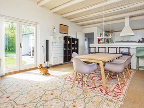 Dining - Scenic Holiday Home in Hovedstaden near Sea (Vejby)