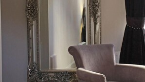 Classic Twin Room - The Horseshoe Inn (Peebles)