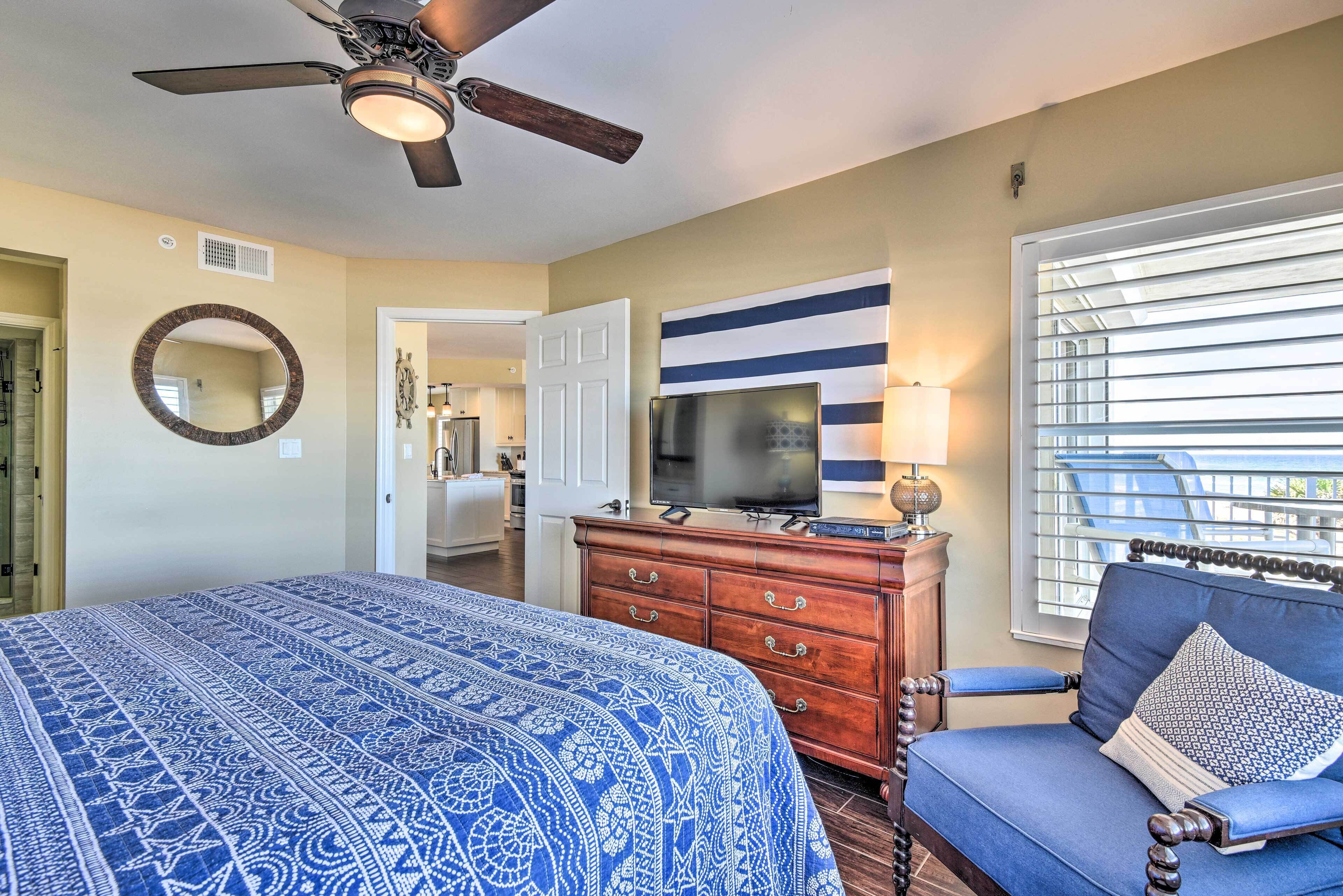 Luxe Oceanfront Condo w/Pool: Beach Access + Gear!