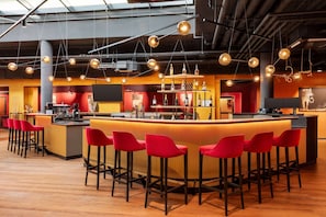 Bar (en la propiedad)