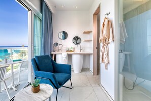 In-room safe, iron/ironing board, free WiFi, bed sheets - King Jason Protaras - Designed for Adults By Louis Hotels (Paralimni)