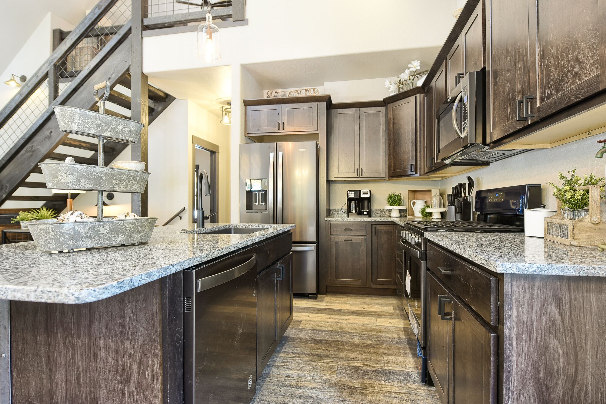 Brand New Unique Cabin w/ Large Windows, 2 Decks, Walk-out Basement & Wet Bar