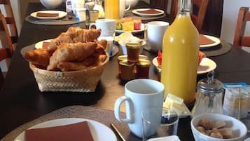 Petit-déjeuner continental compris tous les jours