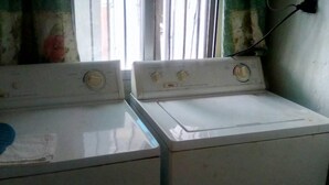 Laundry room - Wiyata's Love (Monrovia)