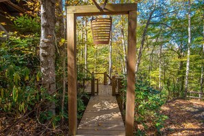 Property grounds - Sweetwater Cottage - Private Cottage Tucked in the Woods - Hot Tub - River Access (West Jefferson)