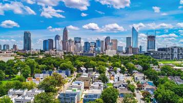 This property is managed by iTrip Charlotte; family owned and operated in Charlotte, NC.