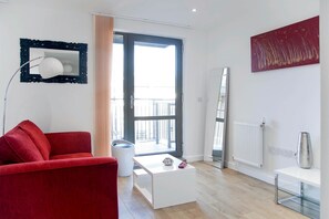 TV - Amazing flat near Big Ben (London)