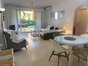 Televisie en een dvd-speler